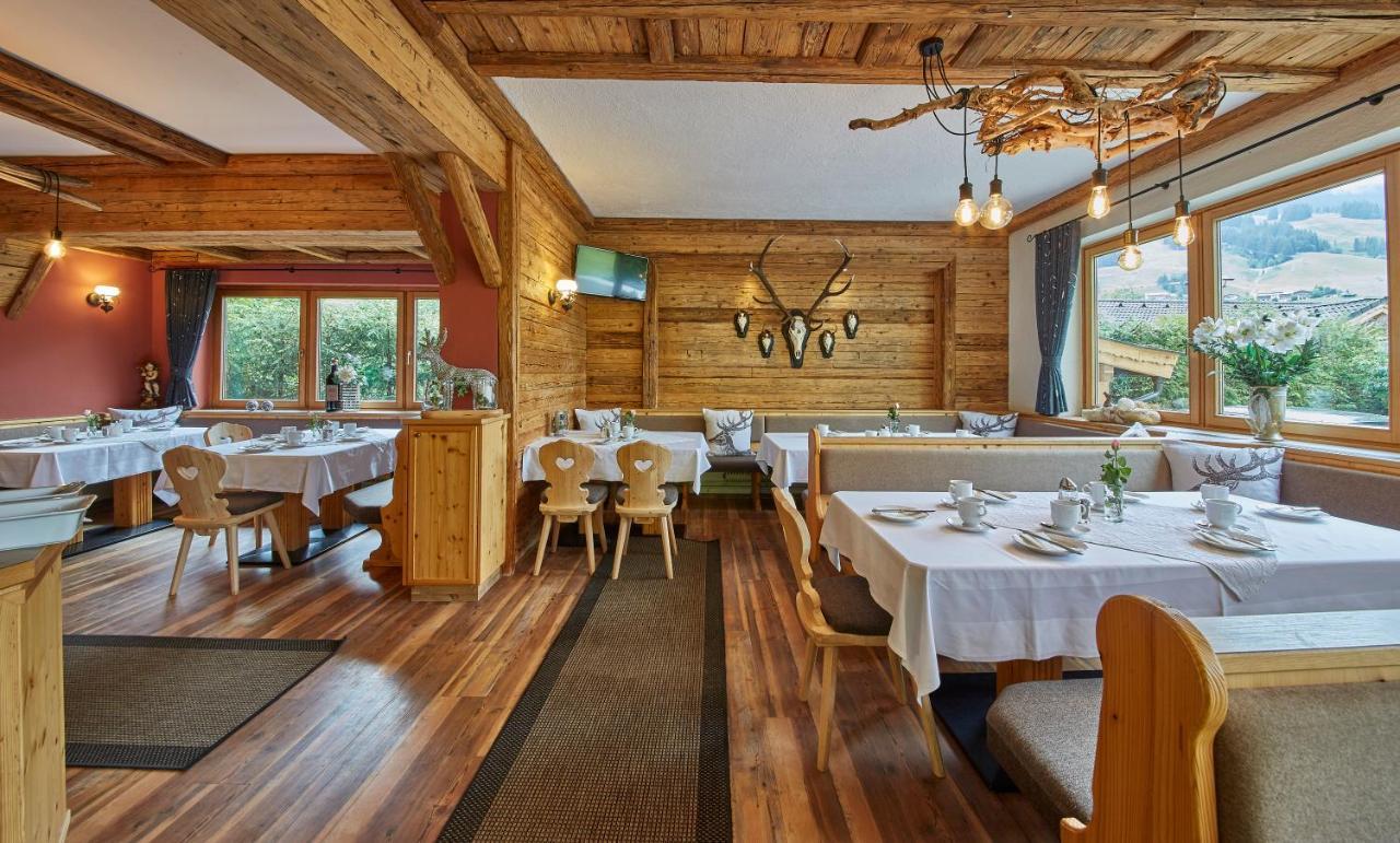 Sportpension Enzian Saalbach Exterior foto