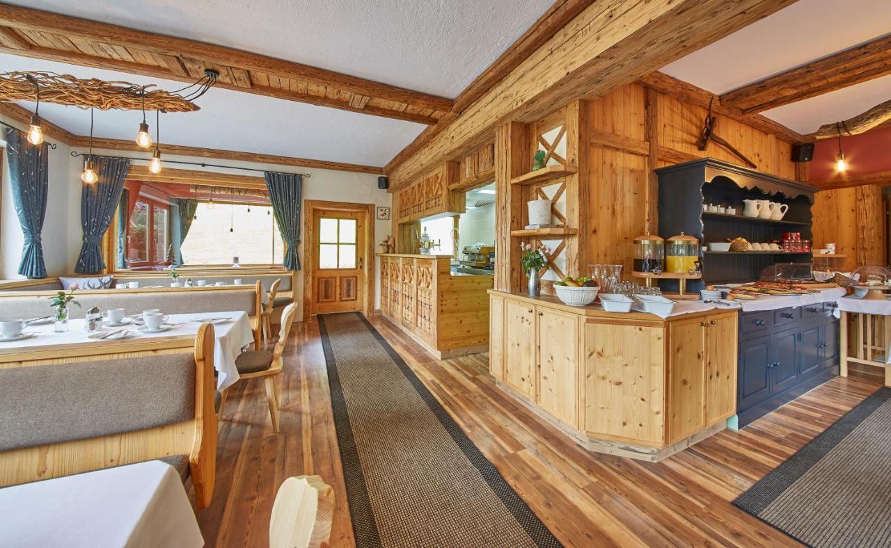Sportpension Enzian Saalbach Exterior foto