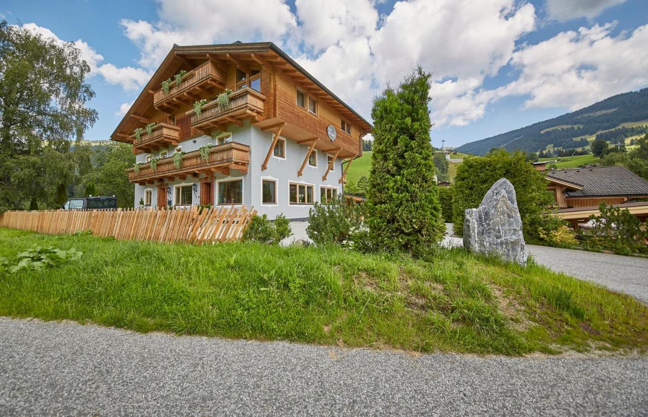 Sportpension Enzian Saalbach Exterior foto