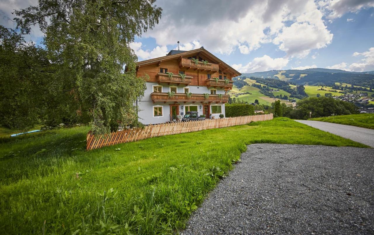 Sportpension Enzian Saalbach Exterior foto