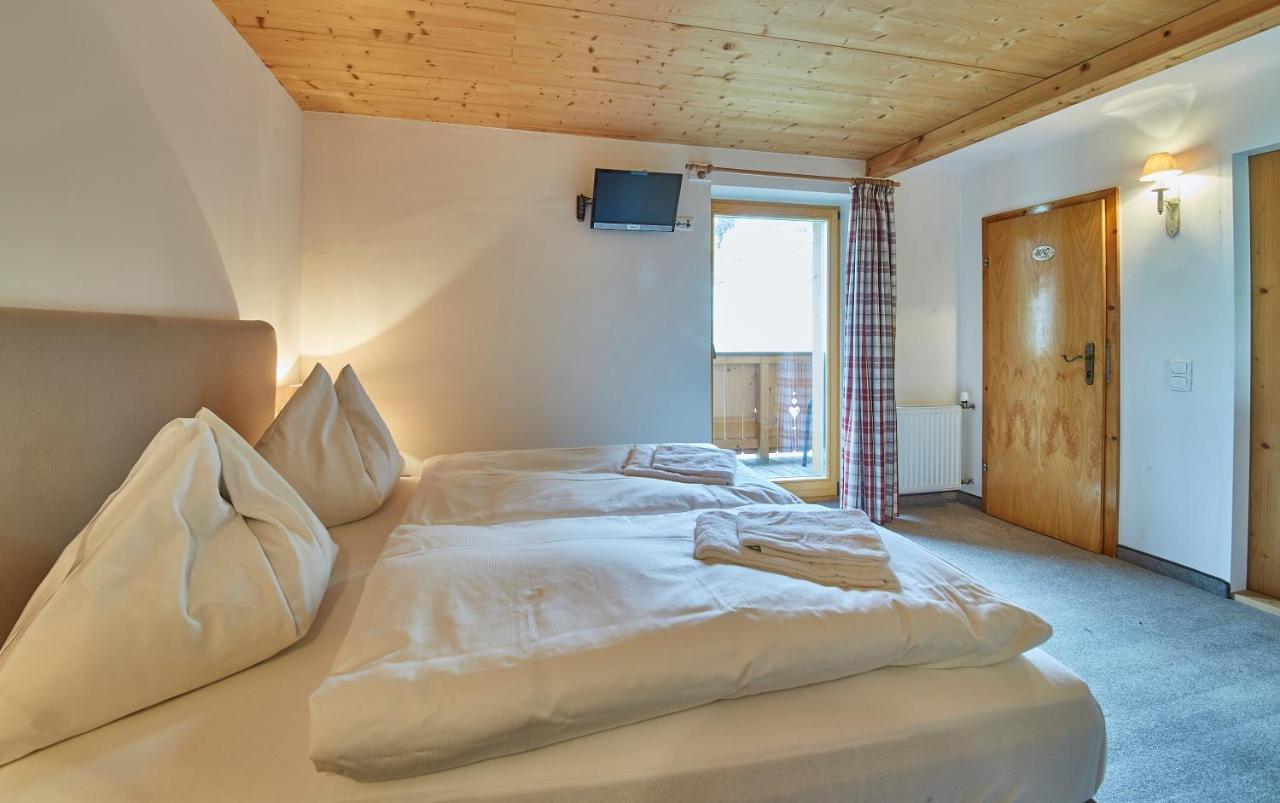 Sportpension Enzian Saalbach Exterior foto