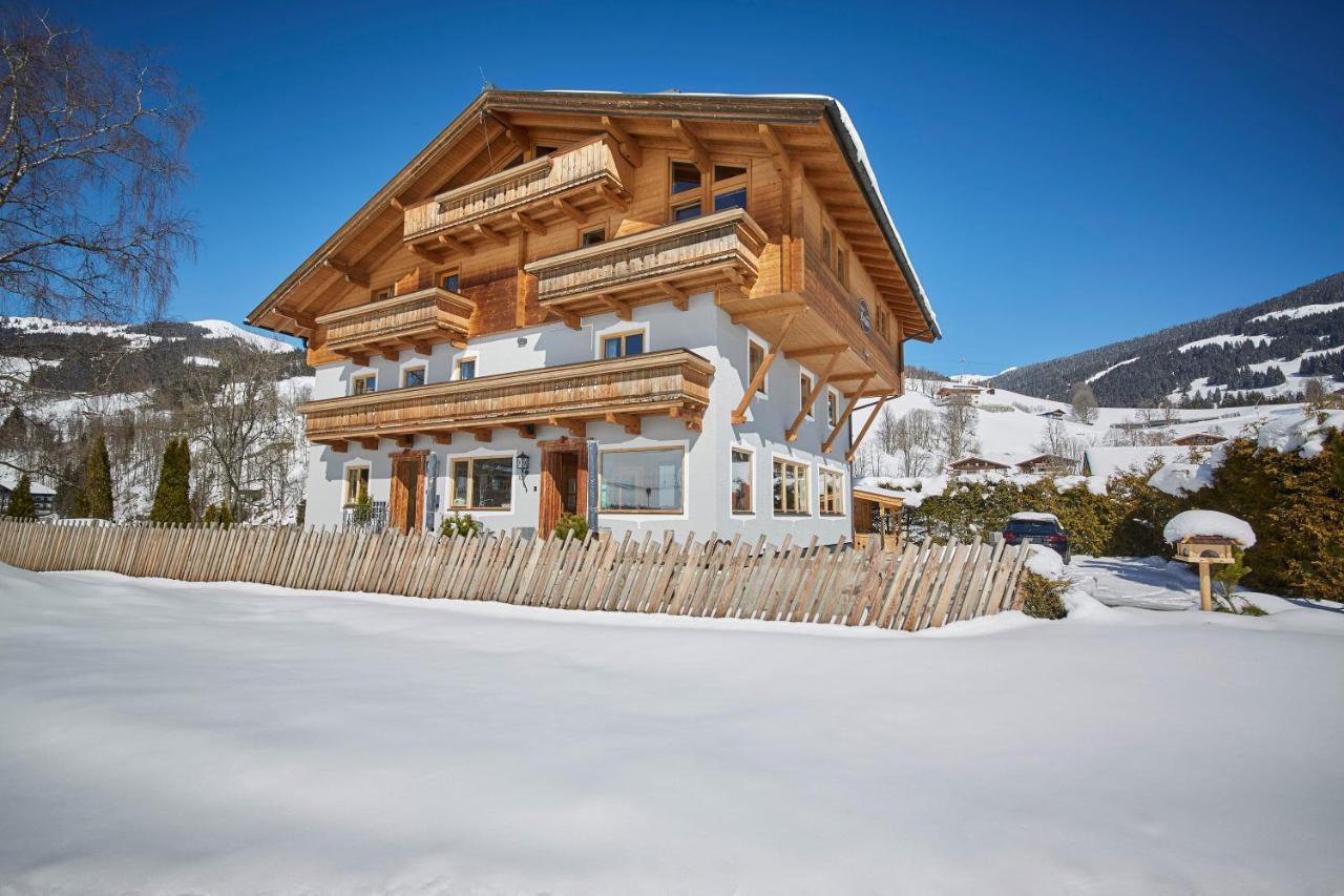 Sportpension Enzian Saalbach Exterior foto