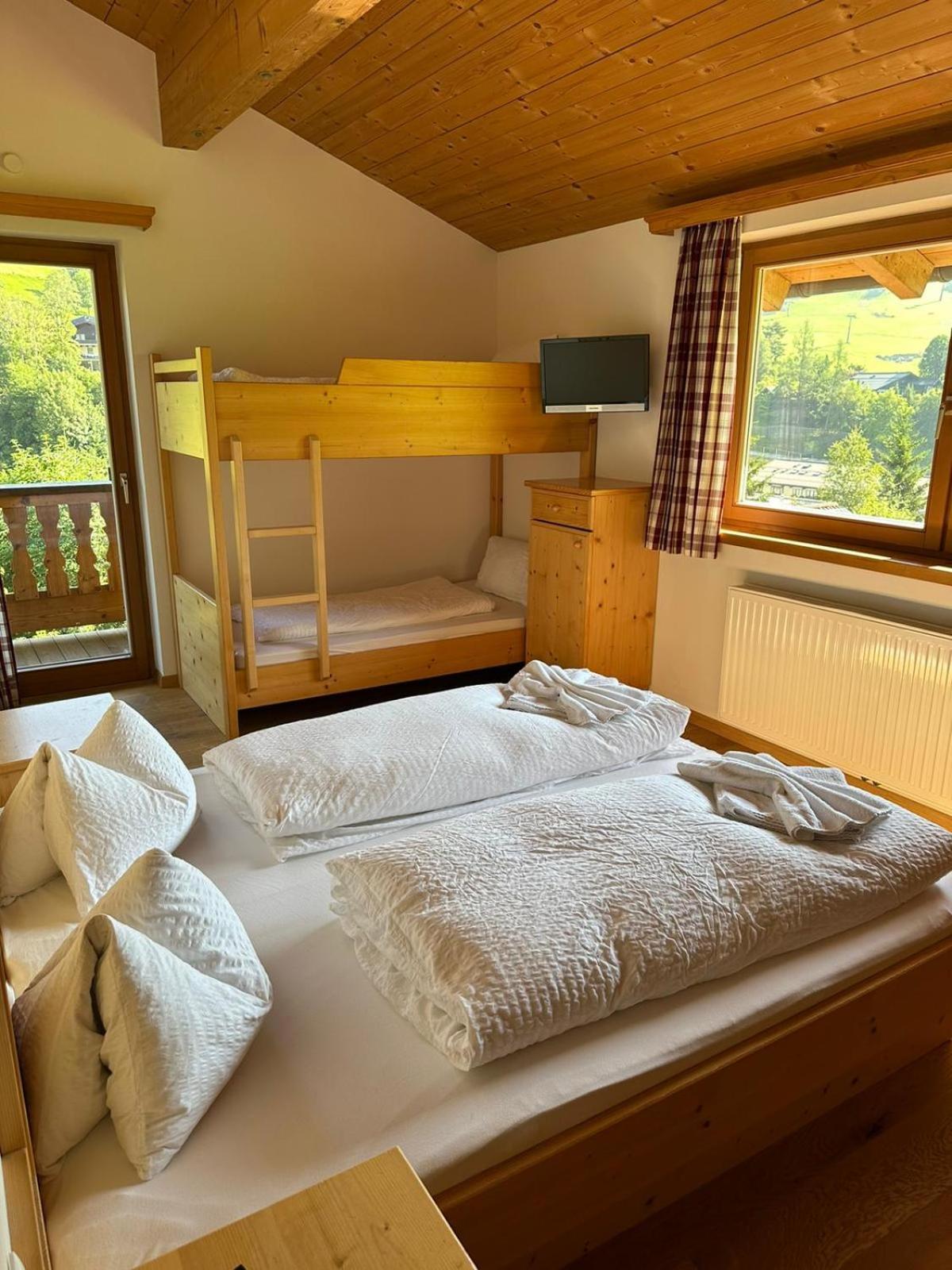 Sportpension Enzian Saalbach Exterior foto